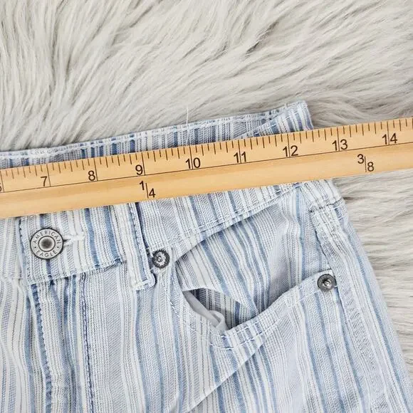 American Eagle AE High Waisted Stretch Mom Jeans Striped Blue White Size 0 Reg - Picture 13 of 16